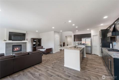 18918 105th Avenue E Puyallup WA 98374