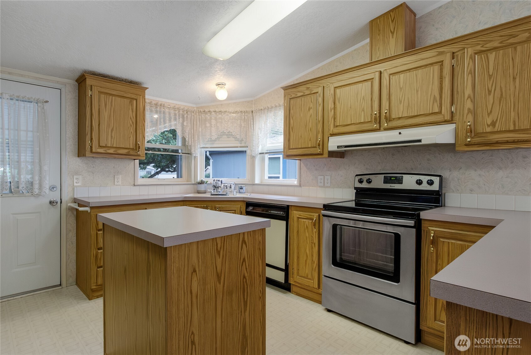 12512 152nd Street Court E Puyallup WA 98374
