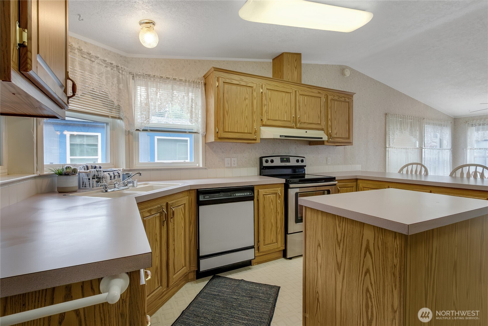 12512 152nd Street Court E Puyallup WA 98374