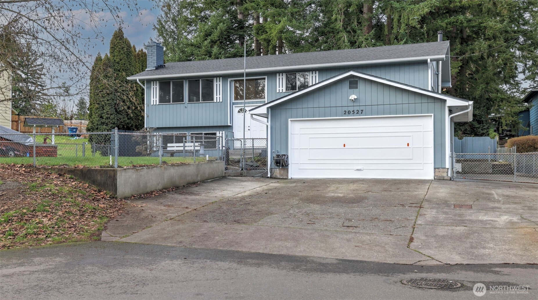 20527 132nd Avenue SE Kent WA 98042
