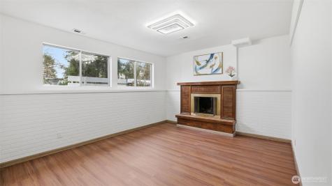 20527 132nd Avenue SE Kent WA 98042