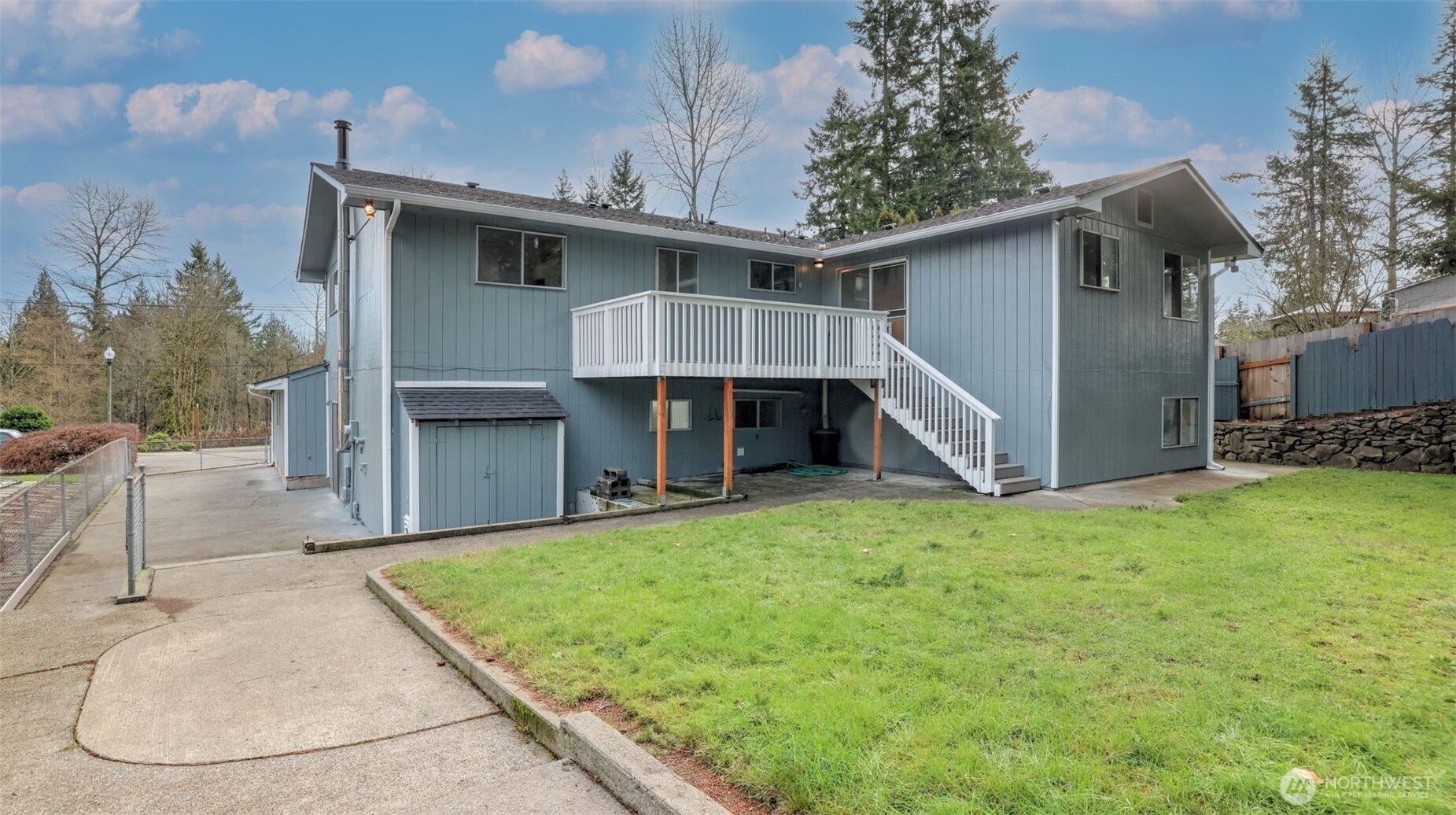 20527 132nd Avenue SE Kent WA 98042