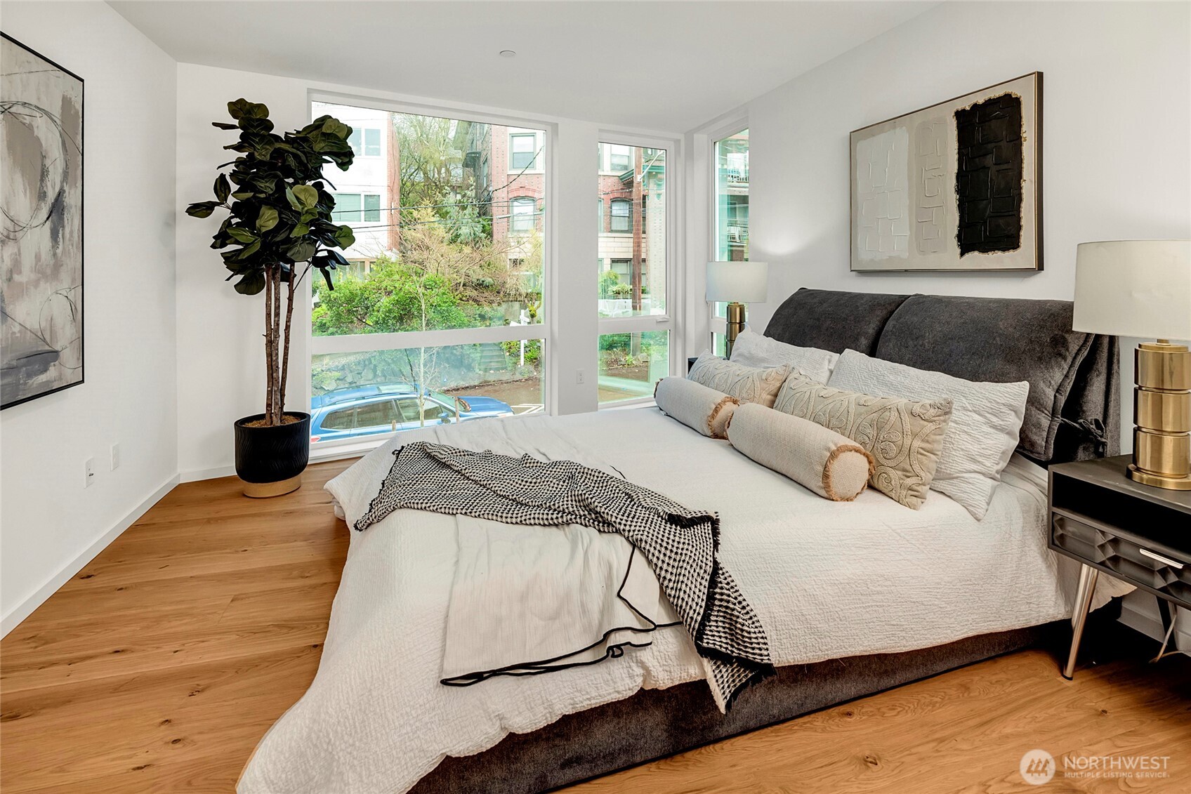 627 13th Avenue E Seattle WA 98102