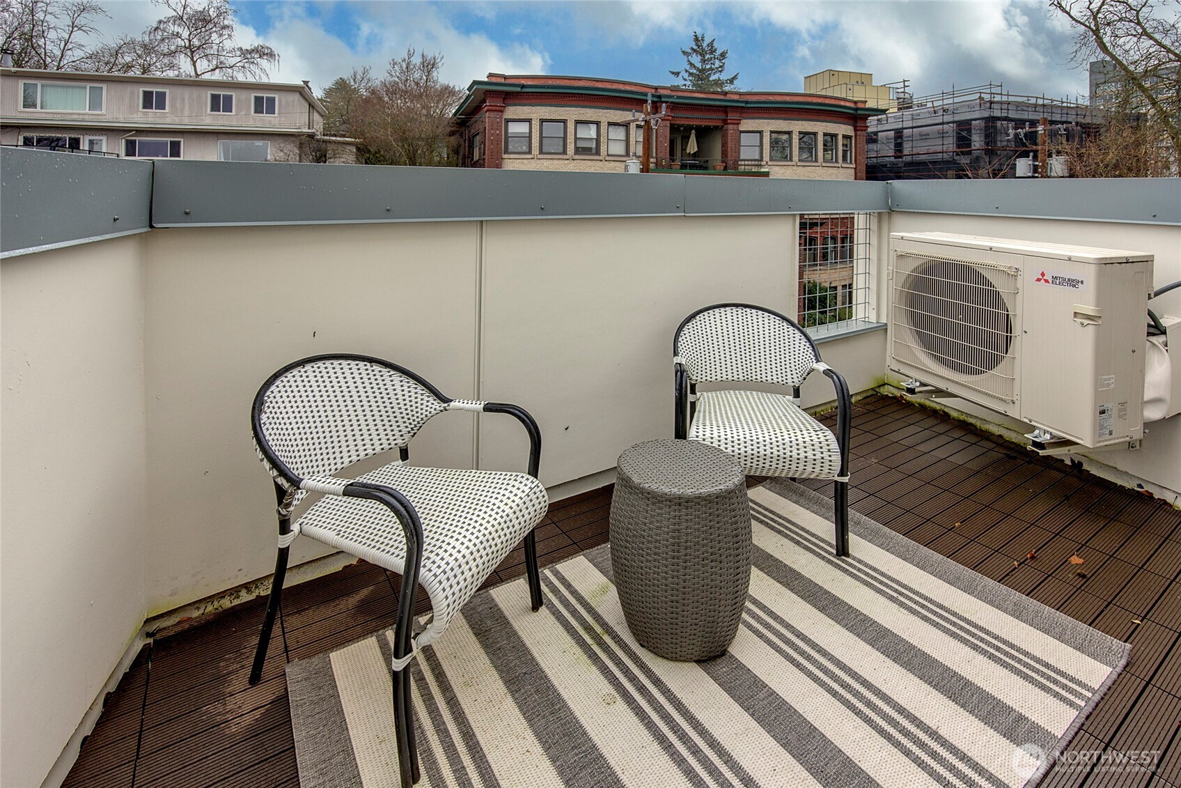 627 13th Avenue E Seattle WA 98102
