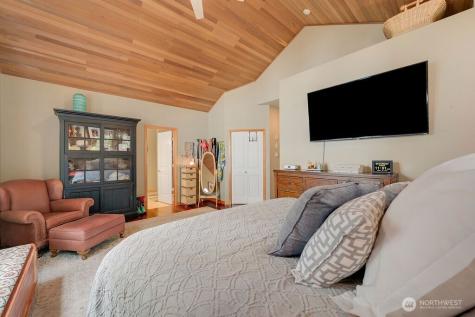50 Rainier Lane Port Ludlow WA 98365
