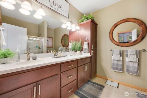 50 Rainier Lane Port Ludlow WA 98365
