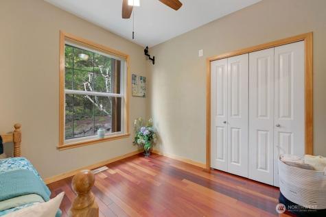 50 Rainier Lane Port Ludlow WA 98365