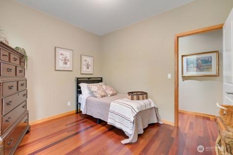 50 Rainier Lane Port Ludlow WA 98365