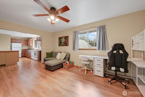 50 Rainier Lane Port Ludlow WA 98365