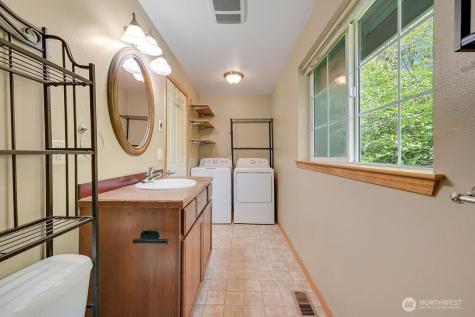 50 Rainier Lane Port Ludlow WA 98365