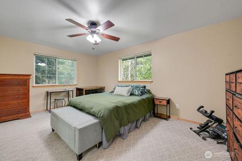 50 Rainier Lane Port Ludlow WA 98365