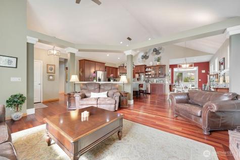 50 Rainier Lane Port Ludlow WA 98365