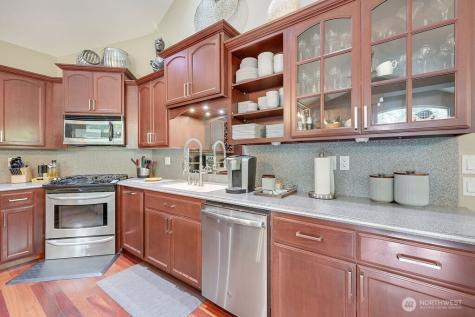 50 Rainier Lane Port Ludlow WA 98365