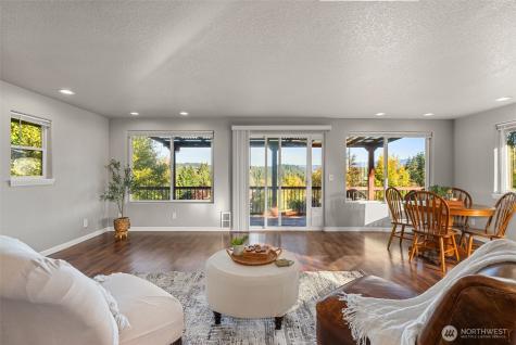 108 Lake Terrace Drive Mossyrock WA 98564