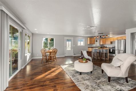 108 Lake Terrace Drive Mossyrock WA 98564