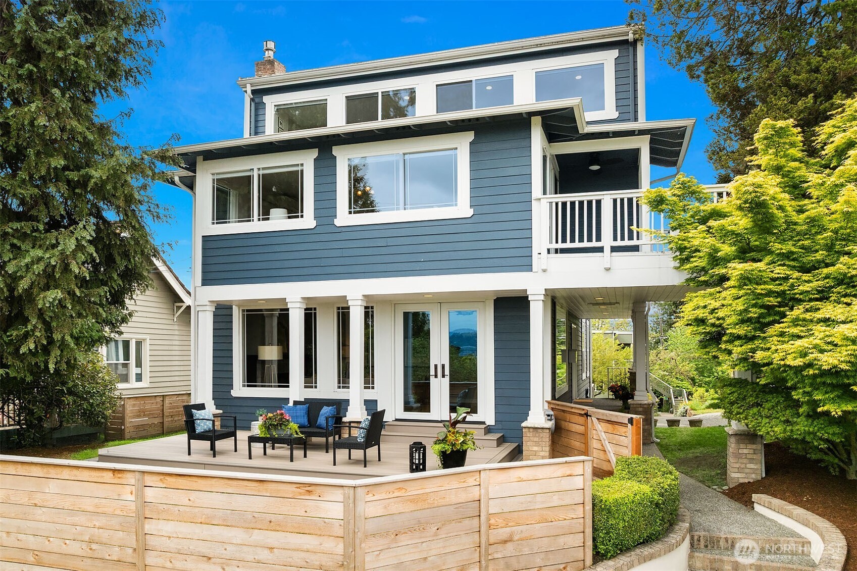 915 30th Avenue S Seattle WA 98144