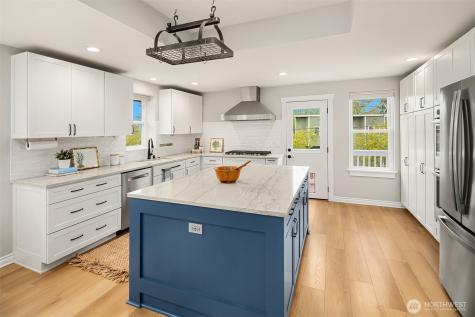 915 30th Avenue S Seattle WA 98144