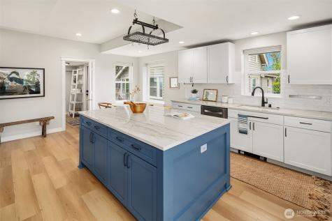 915 30th Avenue S Seattle WA 98144
