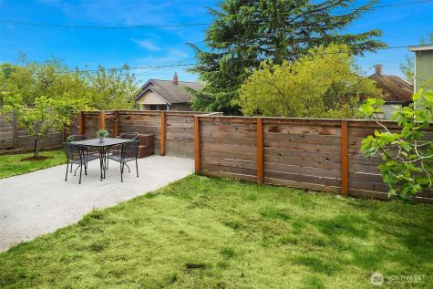 915 30th Avenue S Seattle WA 98144