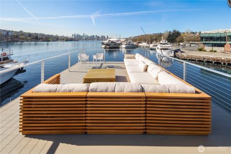 2309 N Northlake Way Seattle WA 98107