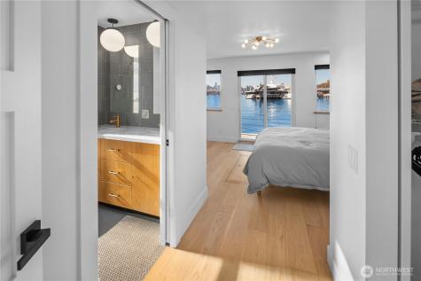 2309 N Northlake Way Seattle WA 98107