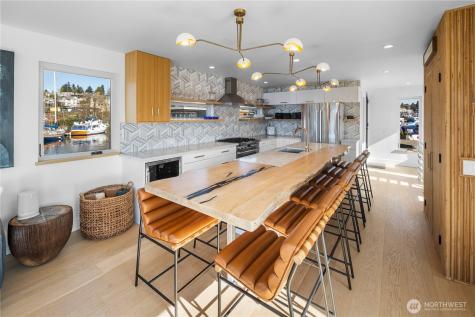 2309 N Northlake Way Seattle WA 98107