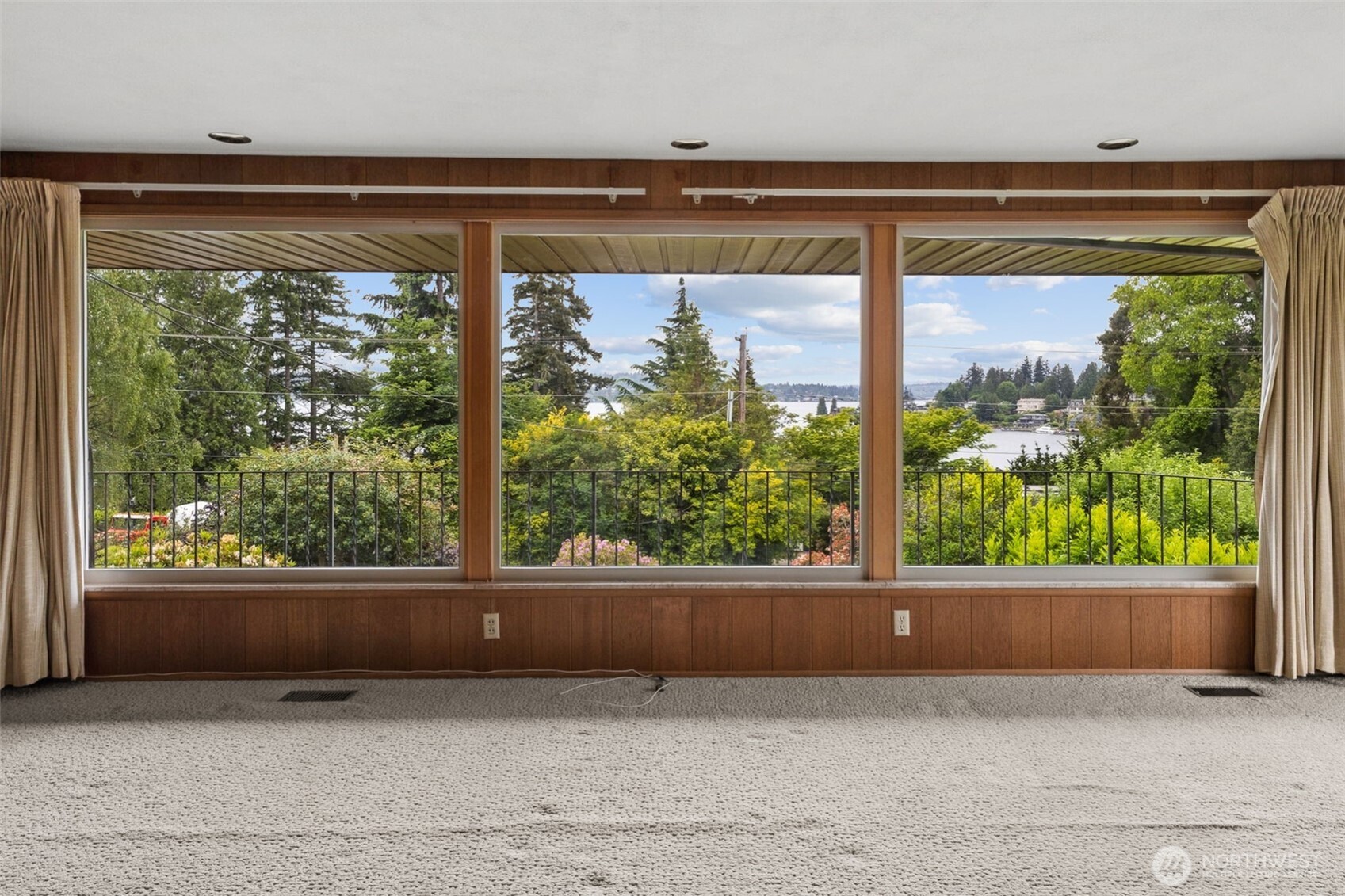 9510 Lake Washington Boulevard NE Bellevue WA 98004