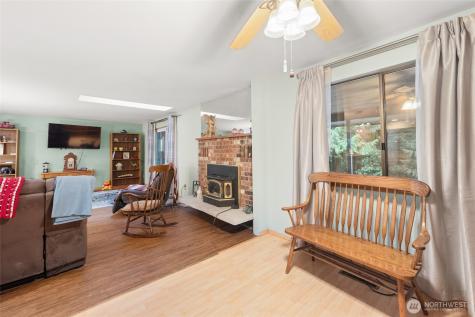 4617 200th Street SE Bothell WA 98012