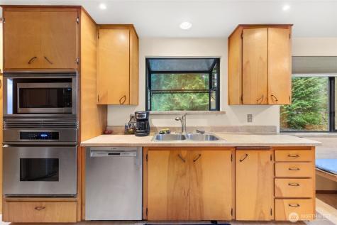 4617 200th Street SE Bothell WA 98012