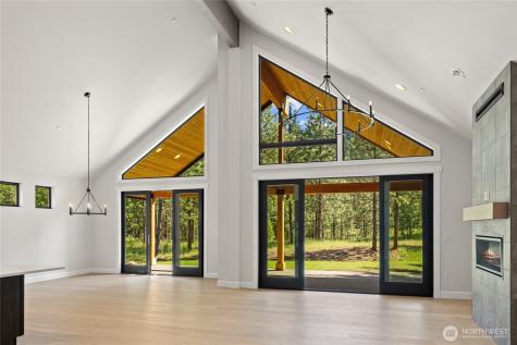 1061 Domerie Park Loop Cle Elum WA 98922