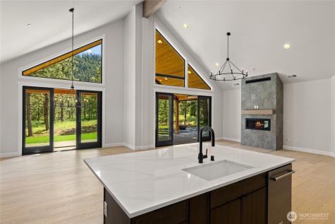 1061 Domerie Park Loop Cle Elum WA 98922
