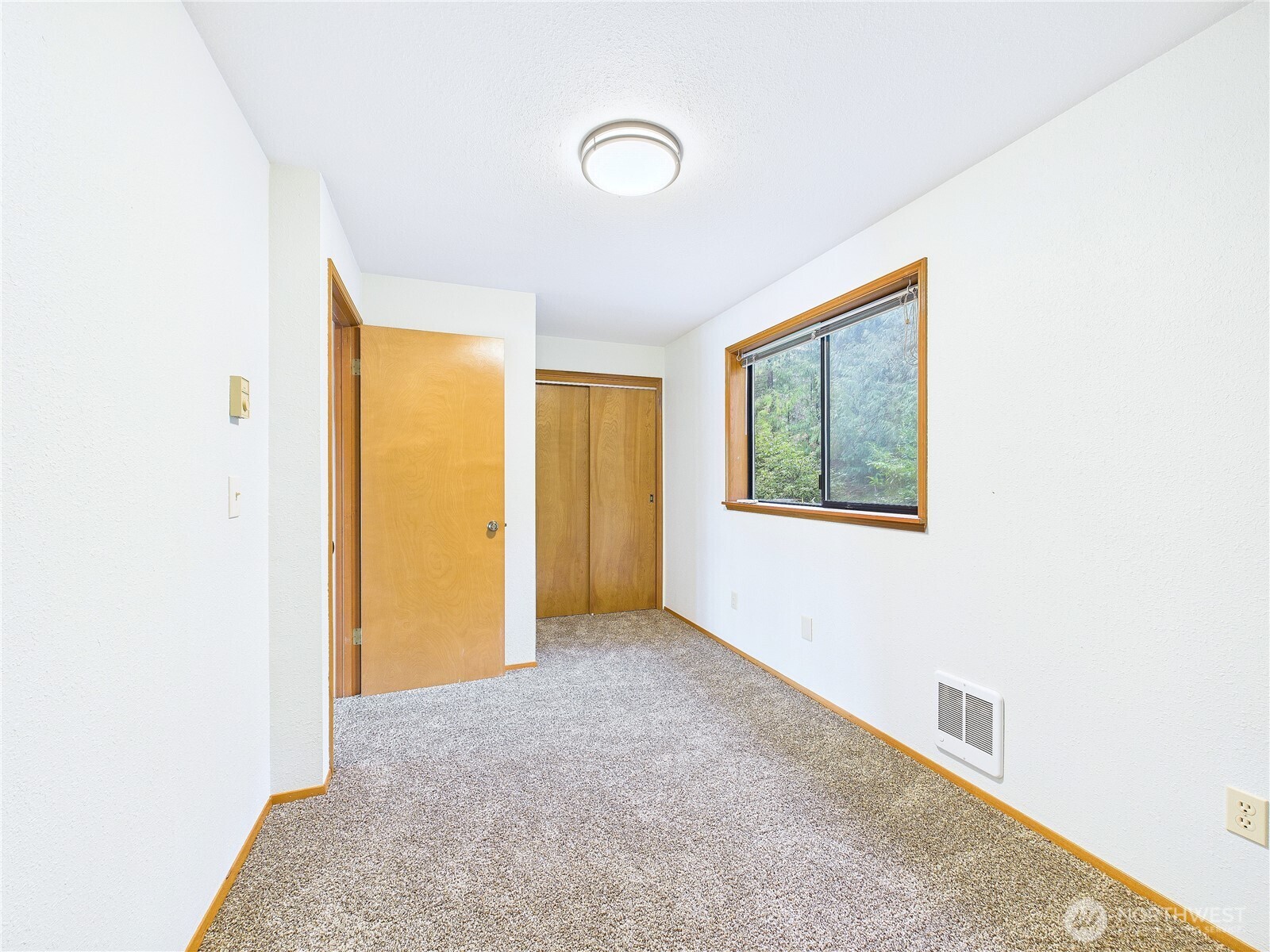 1341 E Beaver Avenue Shelton WA 98584