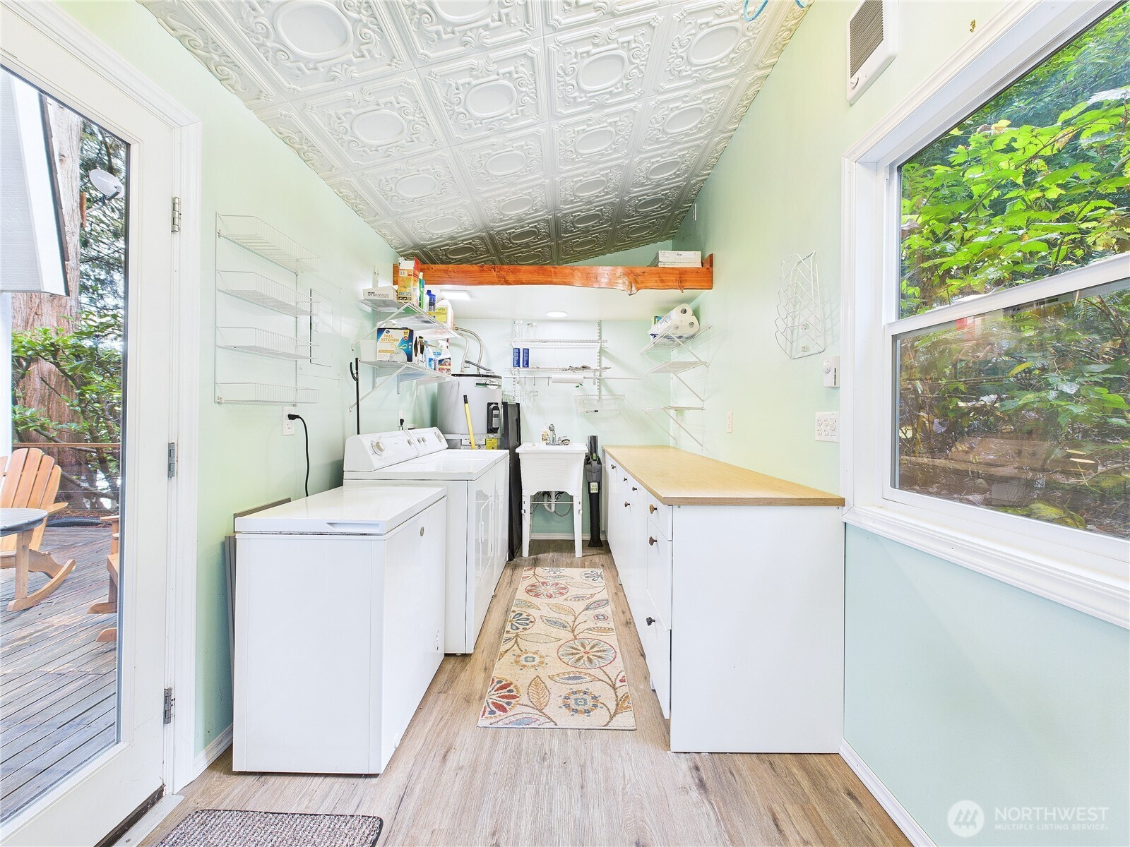 1341 E Beaver Avenue Shelton WA 98584