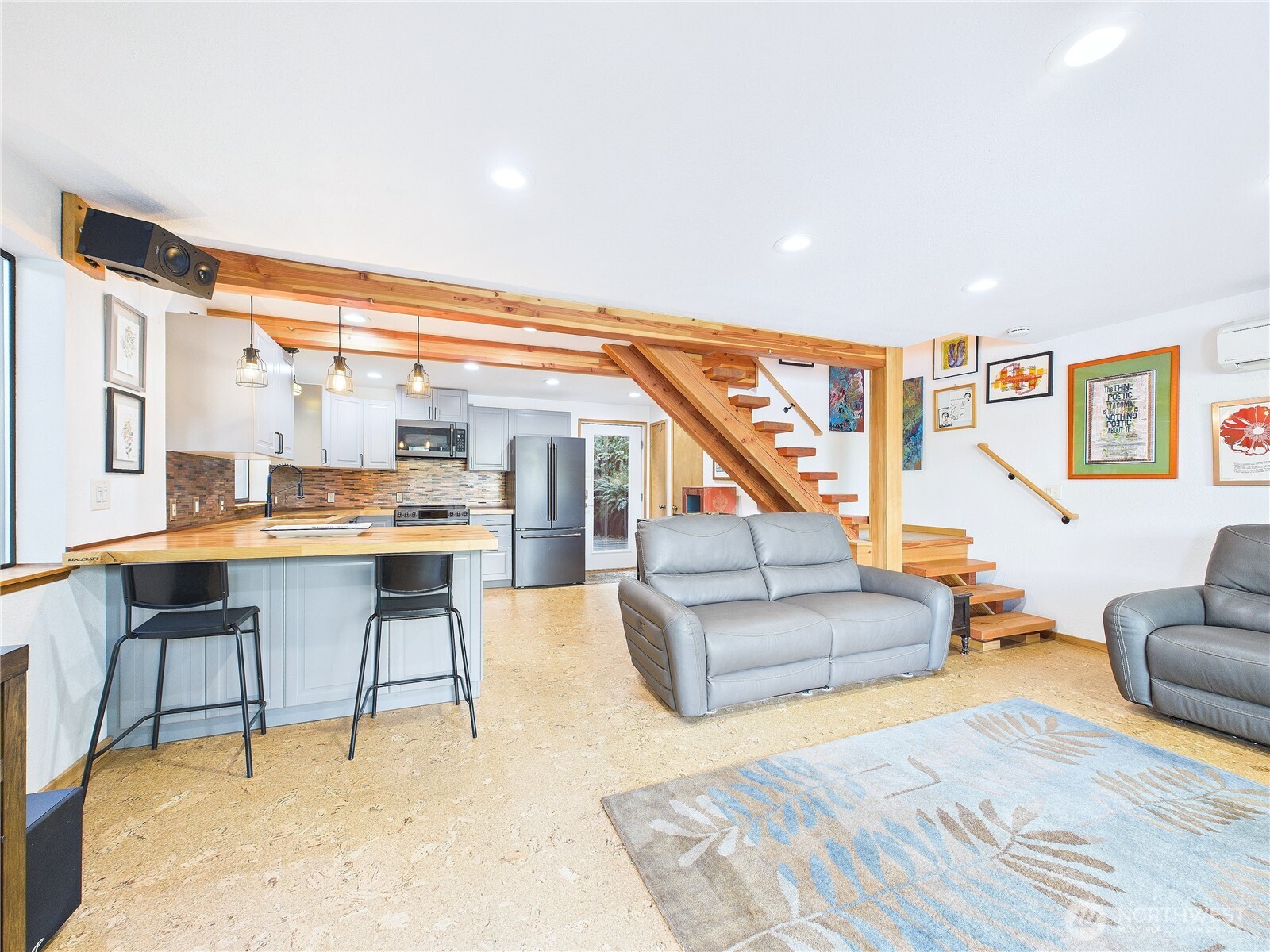 1341 E Beaver Avenue Shelton WA 98584