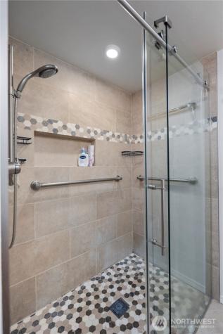 22614 43rd Avenue S Kent WA 98032