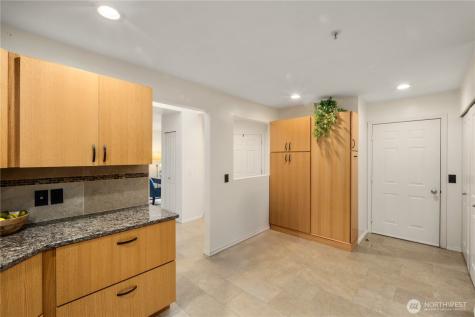 22614 43rd Avenue S Kent WA 98032