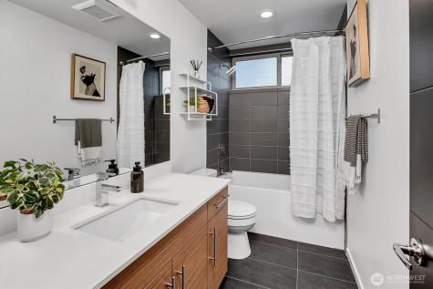 4809 Delridge Way SW Seattle WA 98106