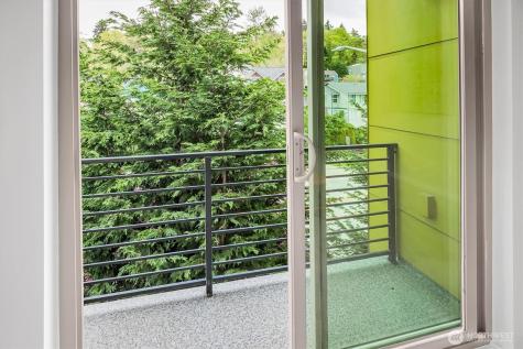 4809 Delridge Way SW Seattle WA 98106