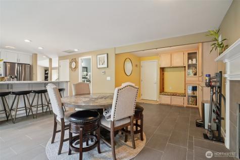 25114 Lake Wilderness Country Club Drive SE Maple Valley WA 98038