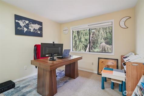 25114 Lake Wilderness Country Club Drive SE Maple Valley WA 98038