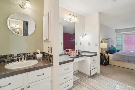 25114 Lake Wilderness Country Club Drive SE Maple Valley WA 98038