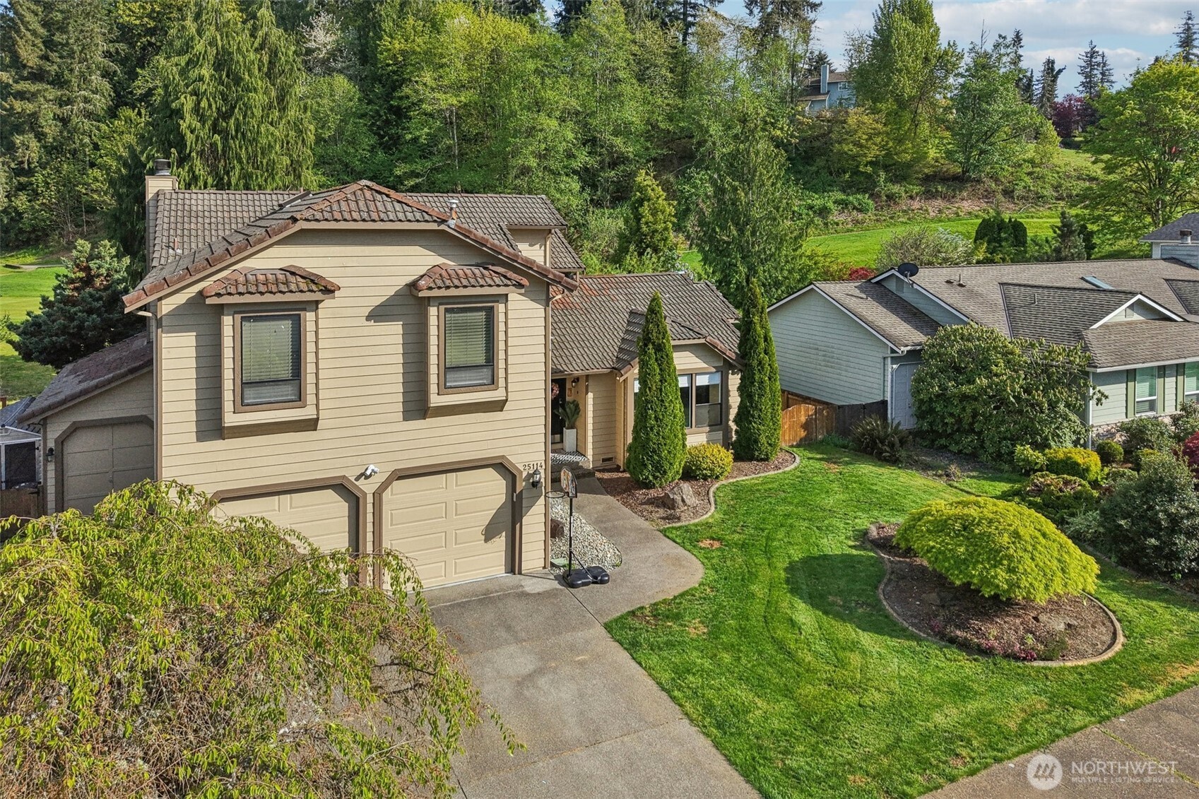 25114 Lake Wilderness Country Club Drive SE Maple Valley WA 98038