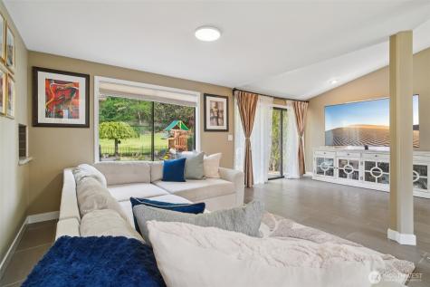25114 Lake Wilderness Country Club Drive SE Maple Valley WA 98038