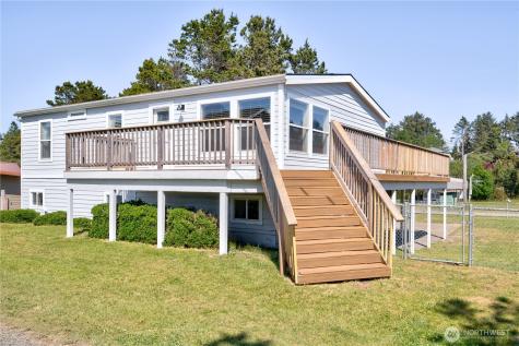28009 I Lane Ocean Park WA 98640