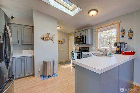 28009 I Lane Ocean Park WA 98640