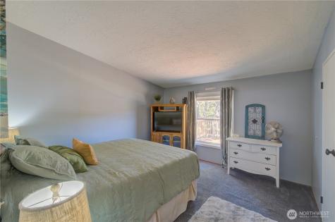 28009 I Lane Ocean Park WA 98640