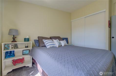 28009 I Lane Ocean Park WA 98640