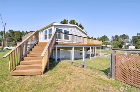 28009 I Lane Ocean Park WA 98640