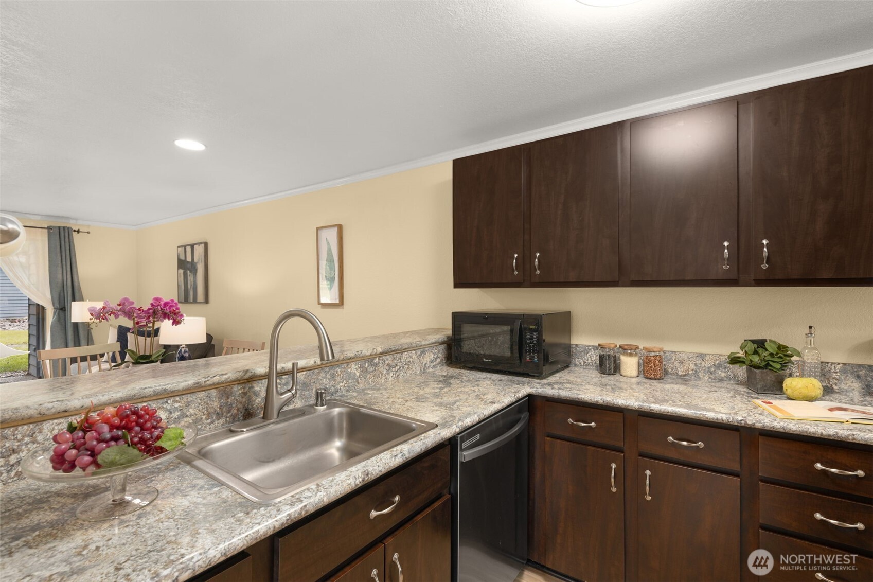 280 Newport Wy NW Issaquah WA 98027