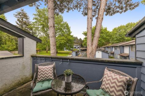 280 Newport Wy NW Issaquah WA 98027